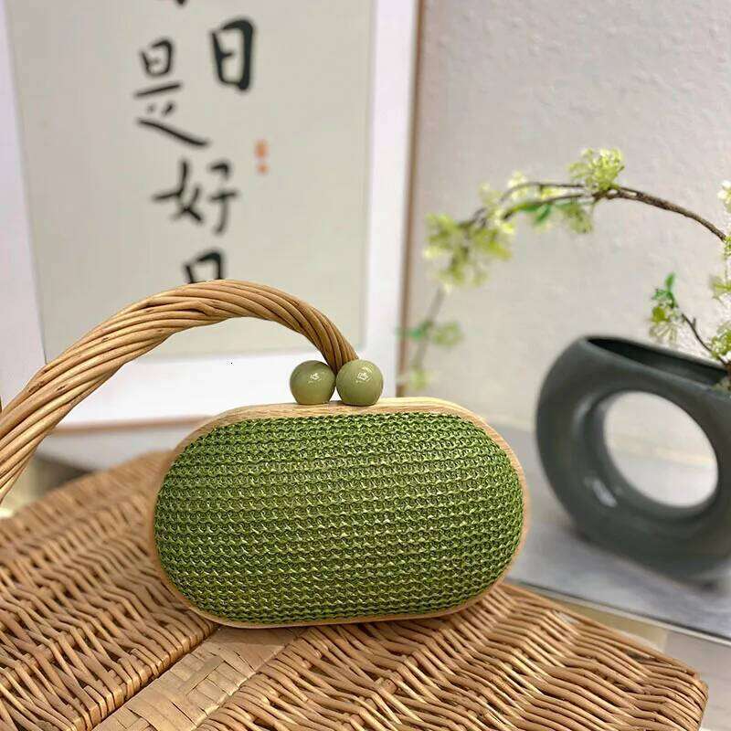 Designer Bags Fashion Straw Woven Handmade Clutch Purse High Quality Women Handbag Summer Vacation Travel Female Shoulder Crossbody Bag Luxury Bag