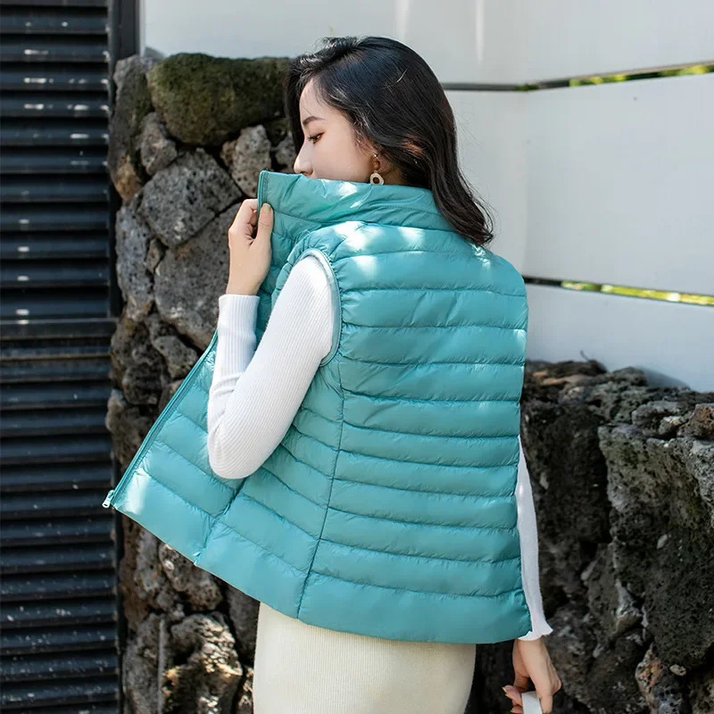 Red Collar Womens Lightthin Sleeveless Vest Jacket Fashion Short Female Vests Blue Khaki Green Black Waistcoat Asian Size 251027