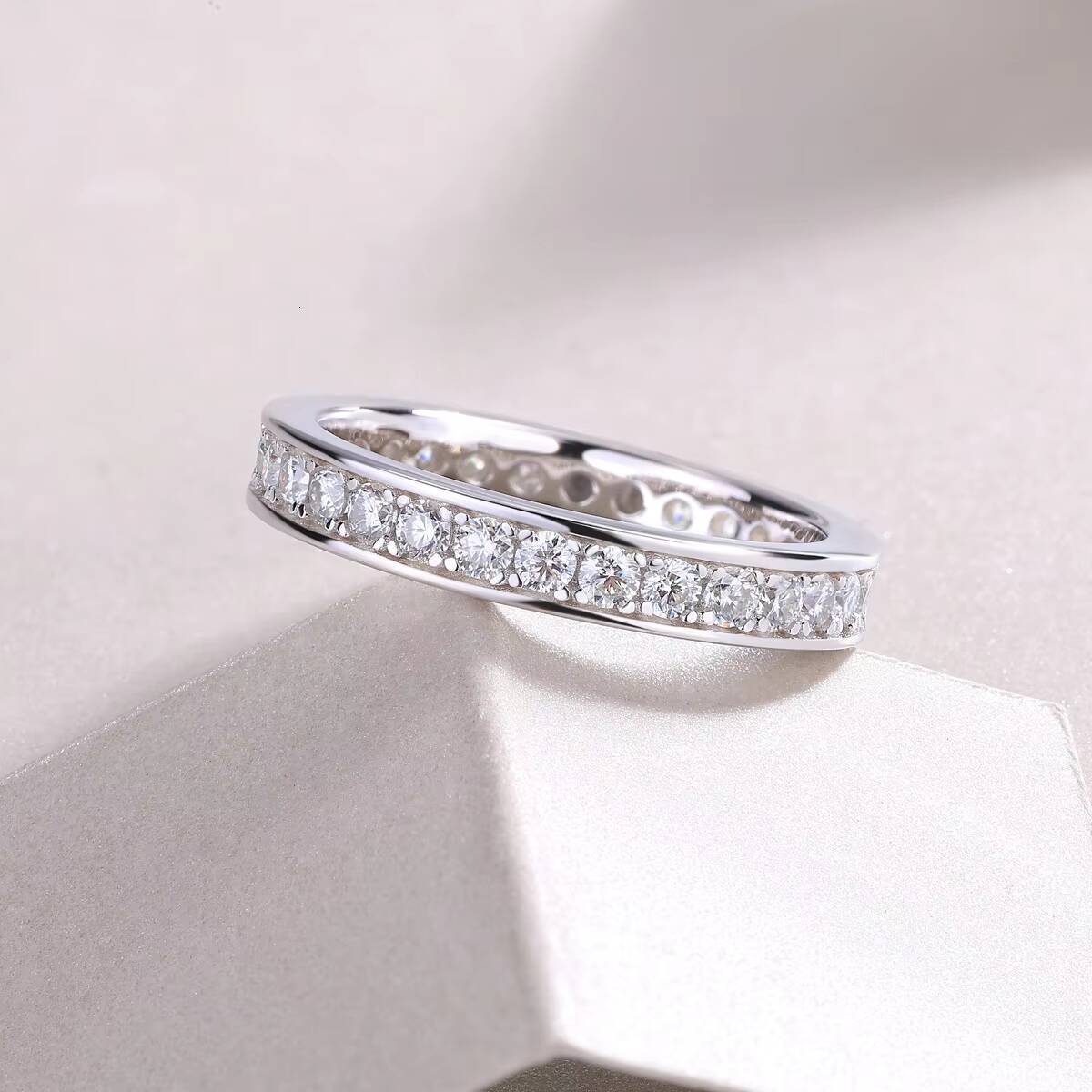 Best Selling Unisex Silver Jewelry Moissanite Baguette Shape Ring with Classics Design Party Wedding Gift for Women Children