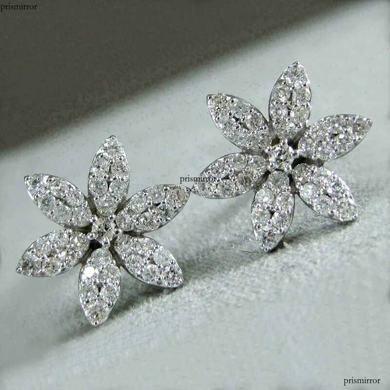 2024 Simple Fashion Stud Earrings Sterling Sier Pave White 5A Cubic Zircon CZ Dia Gemstones Party Dinner Women Snow Flower Earring Gift