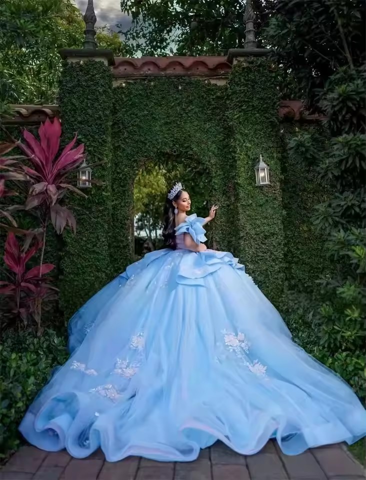 Princess Sky Blue Quinceanera Dress for Girls Off-Shoulder Corset Ball Gown Applique Customizable 15th Birthday Vestido De