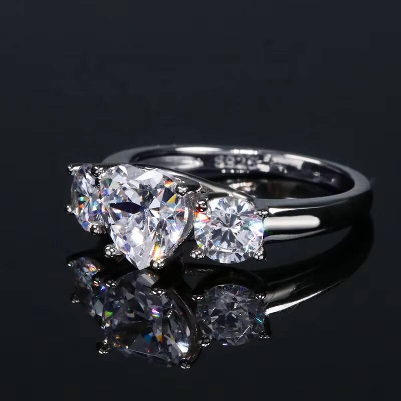 Fine Jewelry 14K Solid Gold Ring There Stones 8mm Heart Shape with 4mm Round Moissanite Trilogy Ring