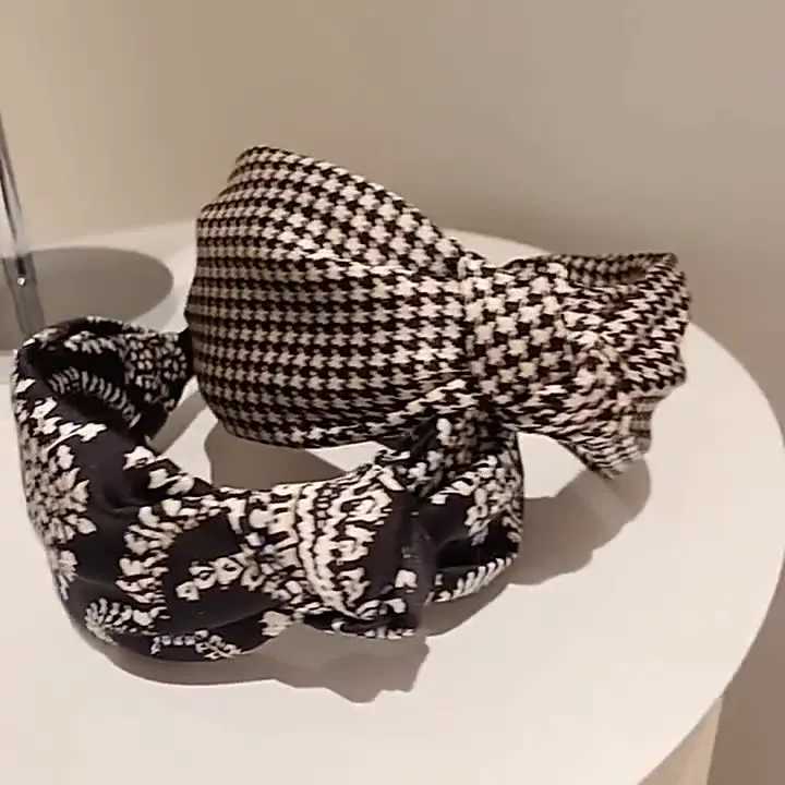 Ethnic style fabric knotted headband wide edge nonslip hairband fashion womens hair accessoriesW251028