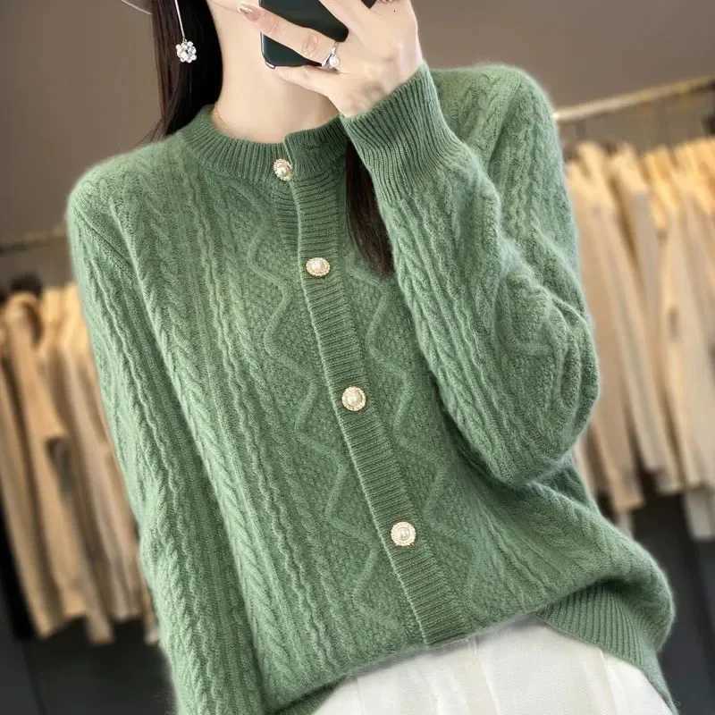 HighQuality Sweater Womens New Thick Round Neck Knitwear Coat Ladies Autumn Winter 2025Twist Loose Cardigan Jacket Female TopsT251028