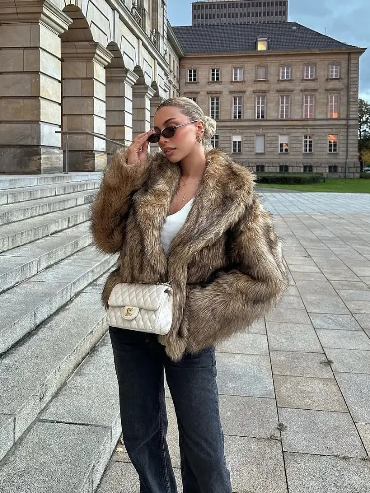 Women Casual Long Sleeved Fur Coat Vneck Loose Short Jackets Winter Lady Fashion Style Daily Highstreet Outerwears 251028
