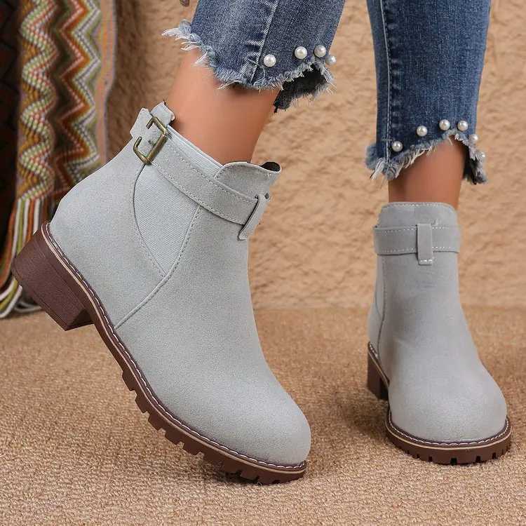 Womens Shoes High Quality Belt Buckle Womens Boots Fashion Plus Size Modern Boots Women Hot Sale Round Toe Naked Boots Z251029