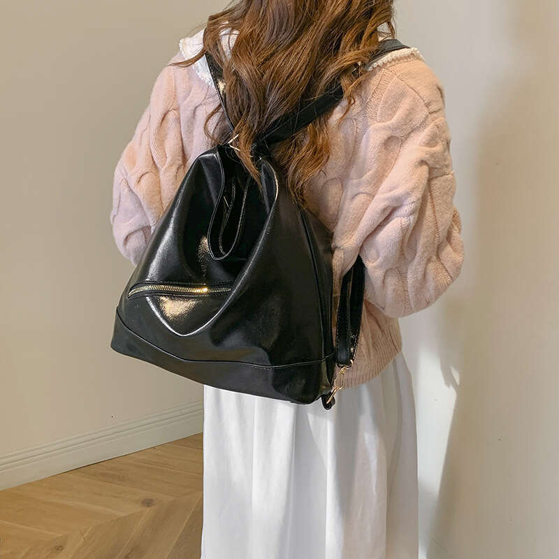 Designer bag Tote for Women 2024 New Large Capacity Commuter Backpack Color-Block Chain Single Shoulder Crossbody Autumn Winter Bucket Bag
