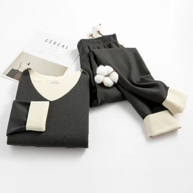 1Set Winter Women Thermal Underwear Lady Long Sleeve Bottoming Tops Set Seamless Warm Lingerie Female Doublesided Sleepwear Set 251029
