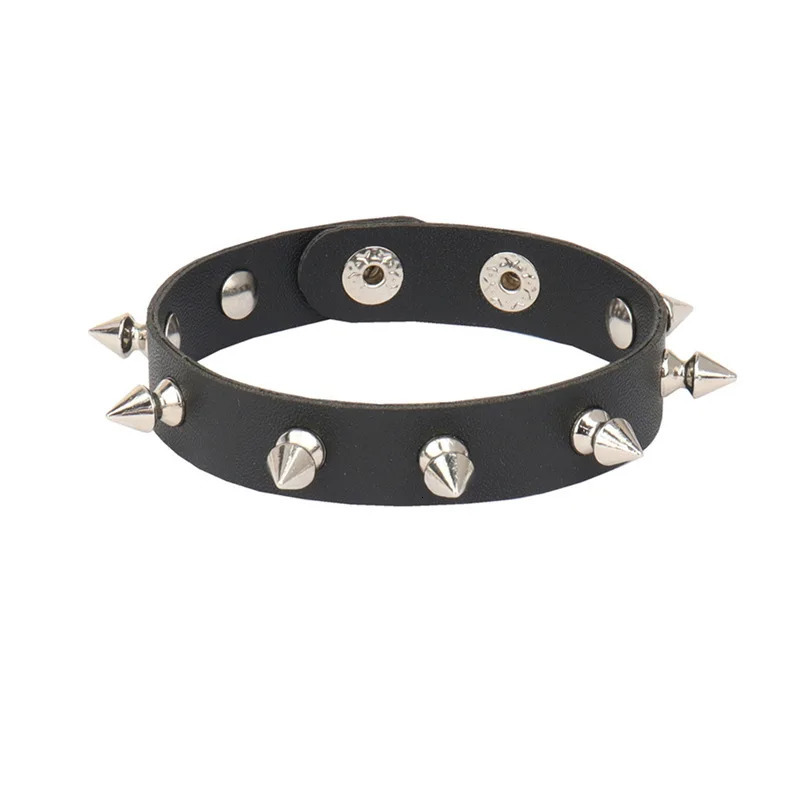 Fashion Star Skull Spike Bracelet Punk Rock Heart Bracelet Black Studded Pu Leather Bracelet for Men Women Man Jewelry Gift 251028