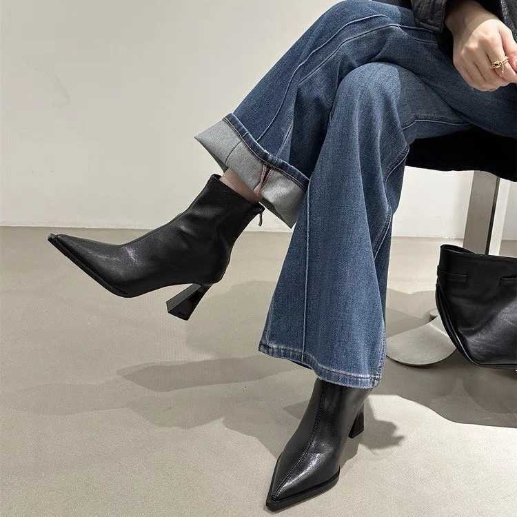 2025 Women Fashion Chelsea Ankle Boots Basic High Heels Boots Pointed Toe Shoes Women Band Nonslip Comfortable Boots 9989 Z251029