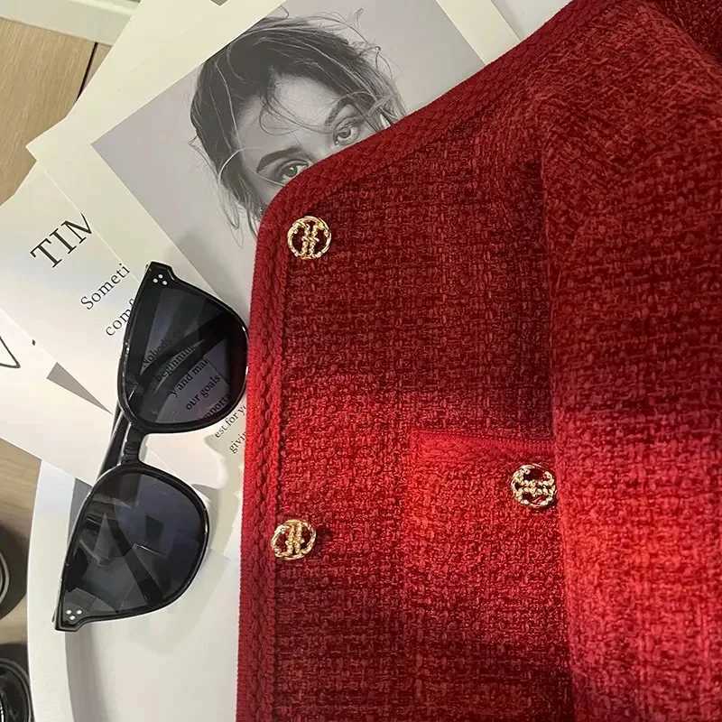 Autumn Winter Womens Tweed Jacket Single Breasted High Street Red Jackets French Casual Fashion Female Cotton Padded Coat1 Y251105