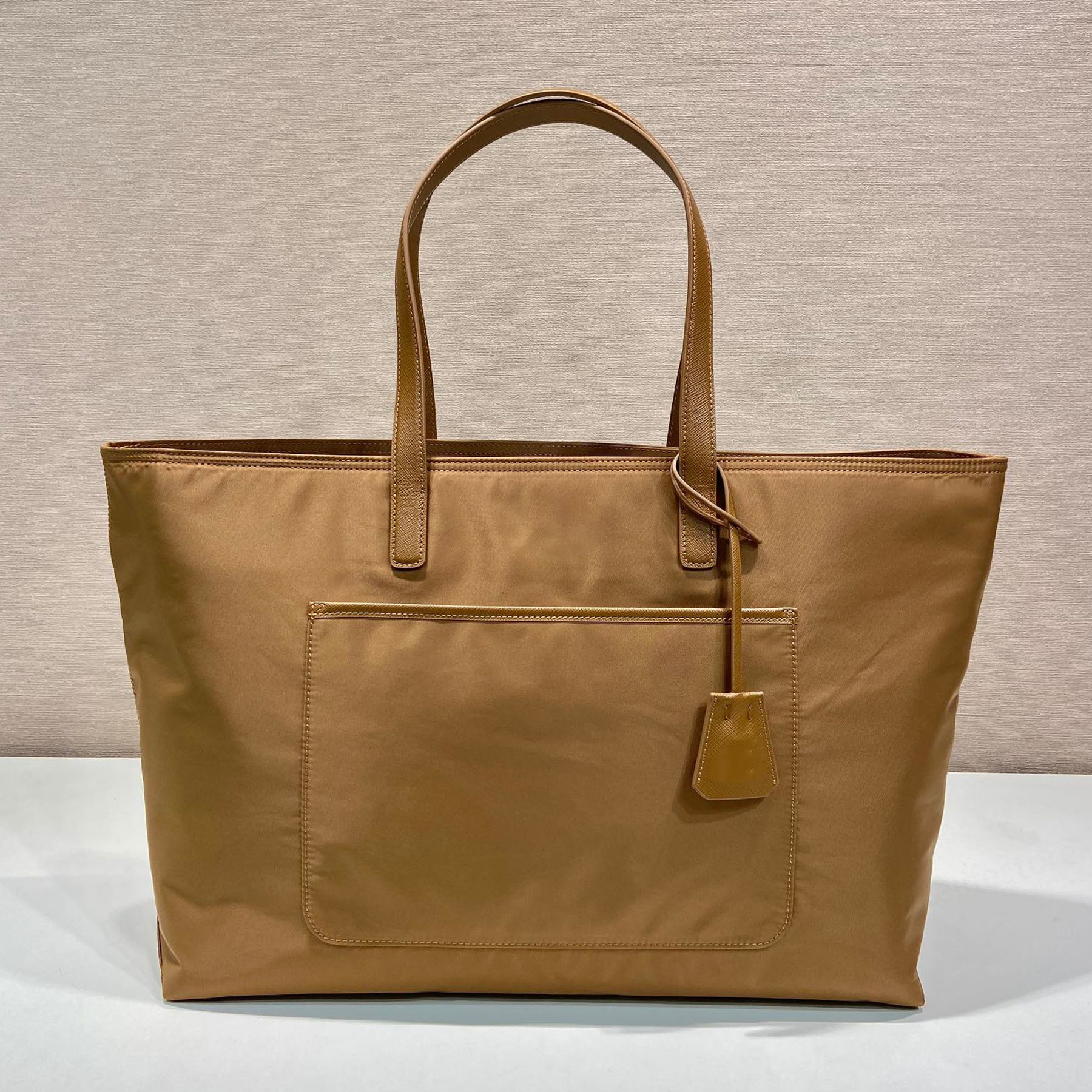 Top Quality 10A Nylon And Leather Tote Bag Luxury Designer Genuine Leather Gold Hardware Shoulder Bag Zip Pocket Handbag Fashion Women Casual Shopping Clutch Bag