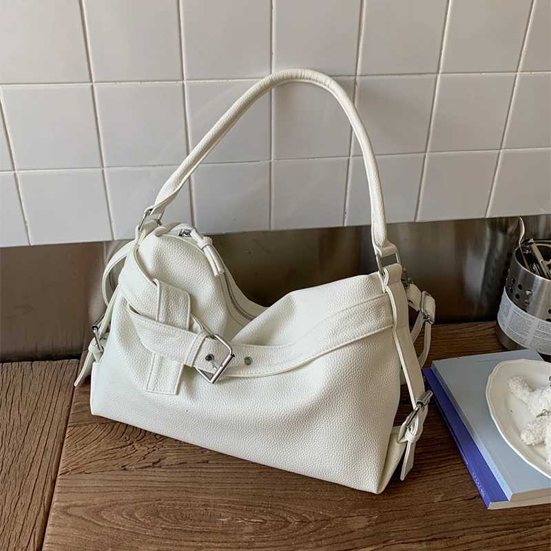 Designer bag Korean Brand Wen Shoder Bag Large Capacity Belt Design Crossbody Bag Trendy Hot Girl Motorcycle Bag Cmuter Tote Bag Y251029