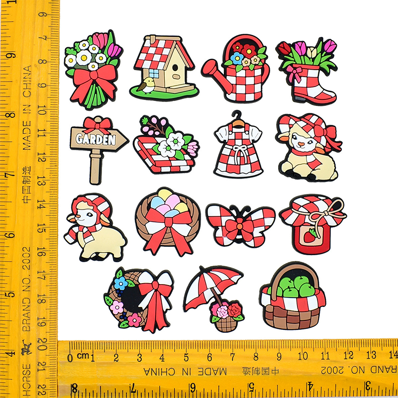 2026 New Christmas shoe charms cartoon holiday celebration series shoe flower buckle hole shoe decoration