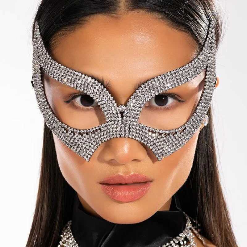 Rhinestone Mask for Face Women Breathable Headwear Masquerade Sparkling Banquet Dance Gift Costume Sexy Face Accessories JewelryW251029