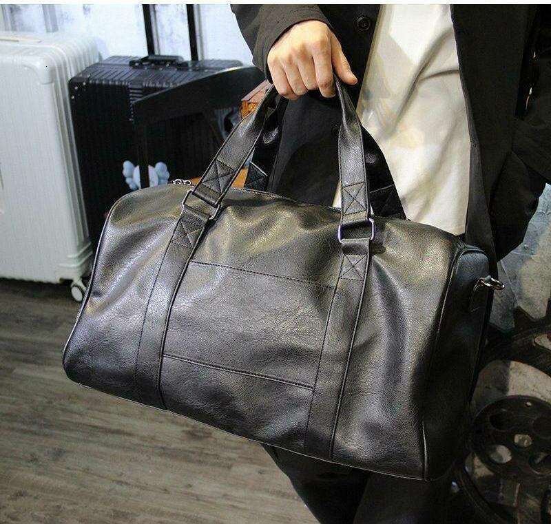 Genuine leather short distance large capacity portable handbag, business travel lage sports and fiess bag, men's