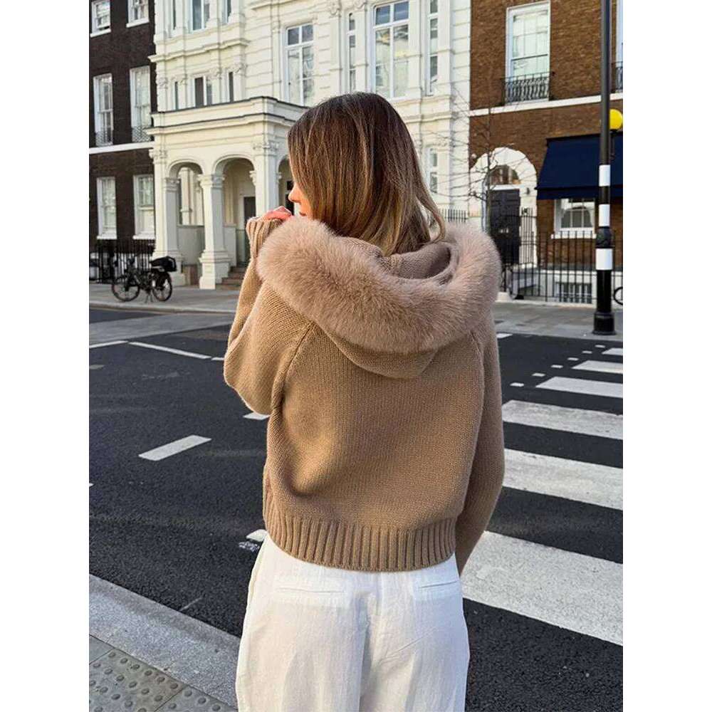 Chic Fur Collar Cropped Jacket Coat Hooded Knitted Sweater Women Casual Solid Autumn New Zip-Up Outerwear High Street Outfit Women Sweater Designer Sw