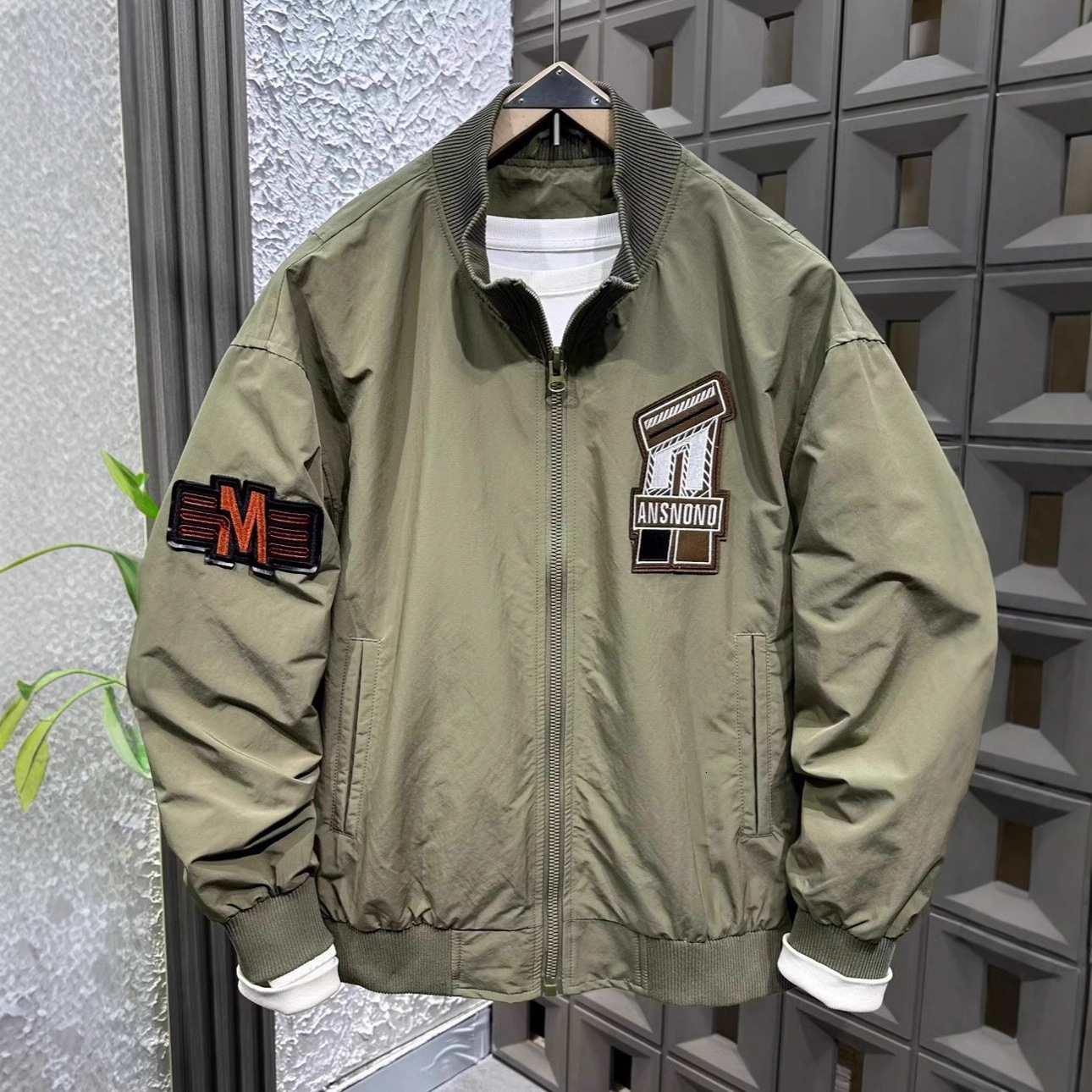 Trendy American Style Letter Embroidered Baseball Jacket for Men Spring and Designer coat Autumn New Style Cool and Versatile Flight Jacket