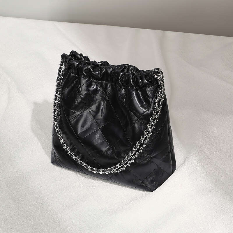 Luxury Bag Designer Autumn Winter New Genuine Leather Bucket For Women Crossbody Large Capacity Chain Bag Commuter Shoulder