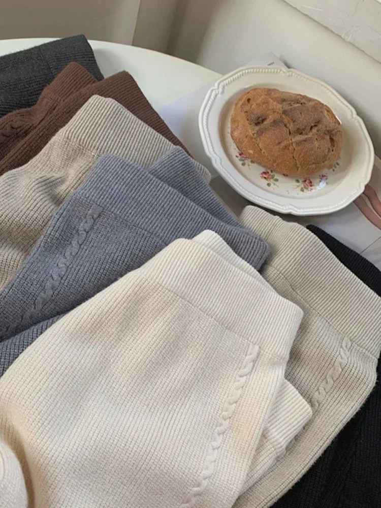 Women Pants Casual Warm Loose Knitted Wide Leg High Waist Soft Waxy Comfortable Fashion Straight Trousers for 2025 251015