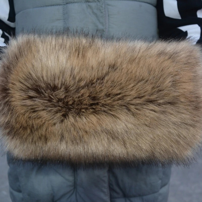 Soft Luxurious Rabbits Hair Hand Muffs 2820cm Women Hand Warming Accessories for Winter 251030