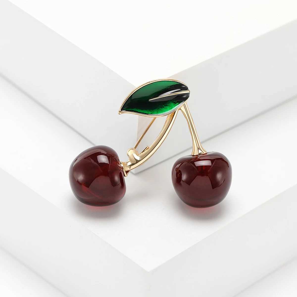 Enamel Tasty Cherry Brooches for Women Unisex Fruit Plant Pins Banquet Party Backpack Gifts Jewelry Accessories Y251029