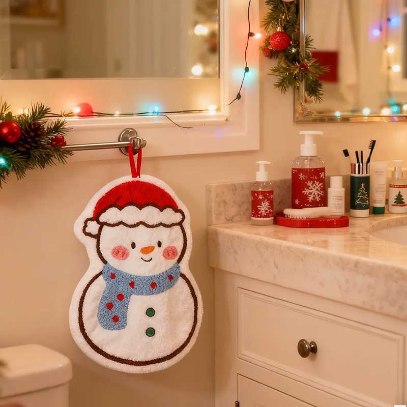 13Pcs Christmas Cartoon Hand Towel Gingerbread Man Snowman Tree Design Coral Fleece Hanging Towels Home Kitchen Bathroom Decor C251030