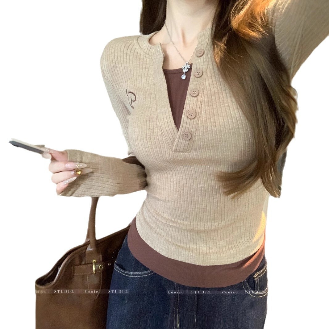 American designer fashion retro contrasting fake two-piece long sleeved t-shirt base shirt for women autumn new style spicy girl slim fit slimming sho