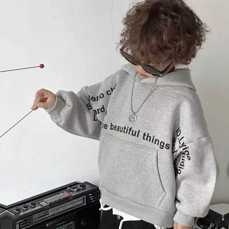 Boys Fleece Hoodies Kids Casual Hooded Sweatshirt Children Autumn Pullover Troddler Letter Fashion Coats Teenager Winter ClothesT251030