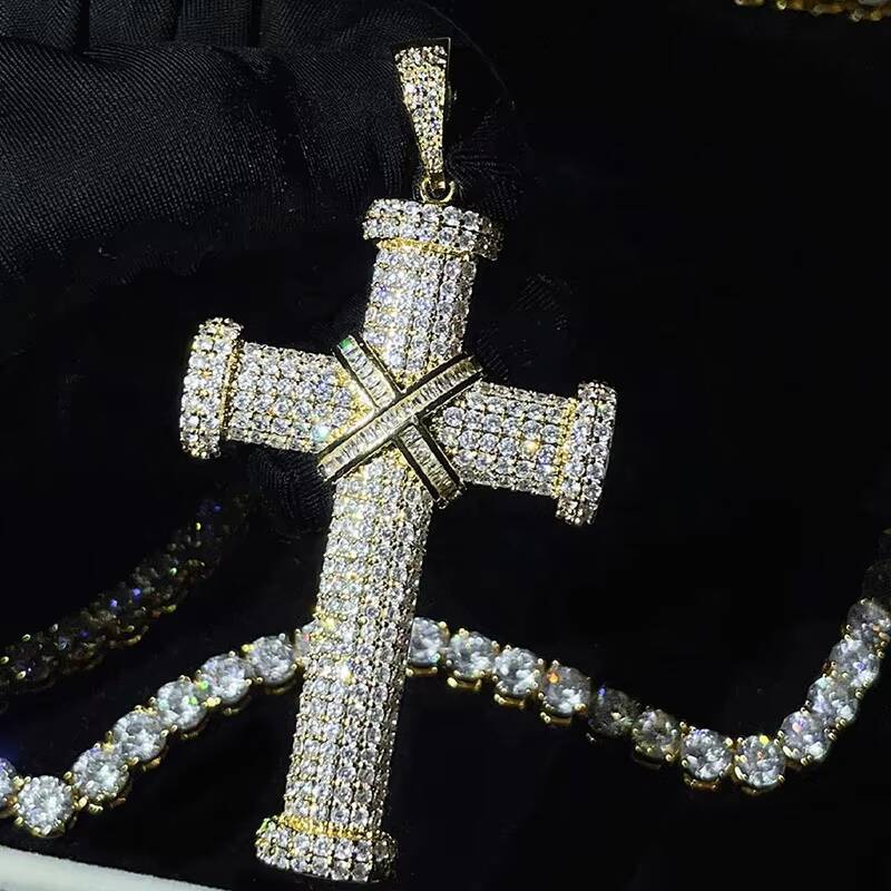 Christian Hip Hop Jewelry Pass Diamond Tester Bling Iced Out D Color Baguette VVS Moissanite Large Cross Pendant for Chain Men