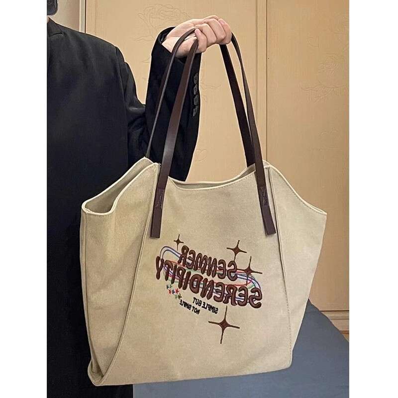 Luxury Bag Designer Canvas New Tote Large Capacity Women S Shoulder Commuting Handbag Travel Bag