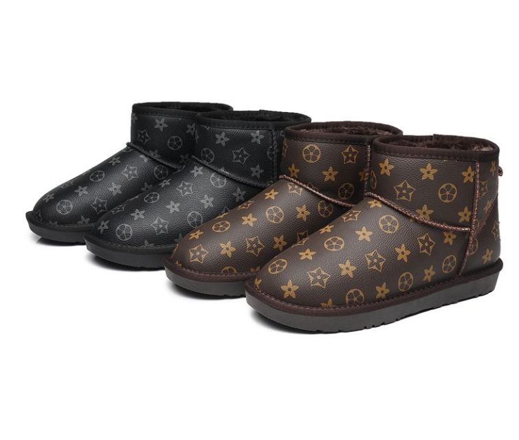 Free shipping Winter 2025 New Design Men Fashion Snow Boots Fleece Lined Thickened Warm Comfortable Cotton Shoes Non Slip Waterproof Soft Leather Shoe