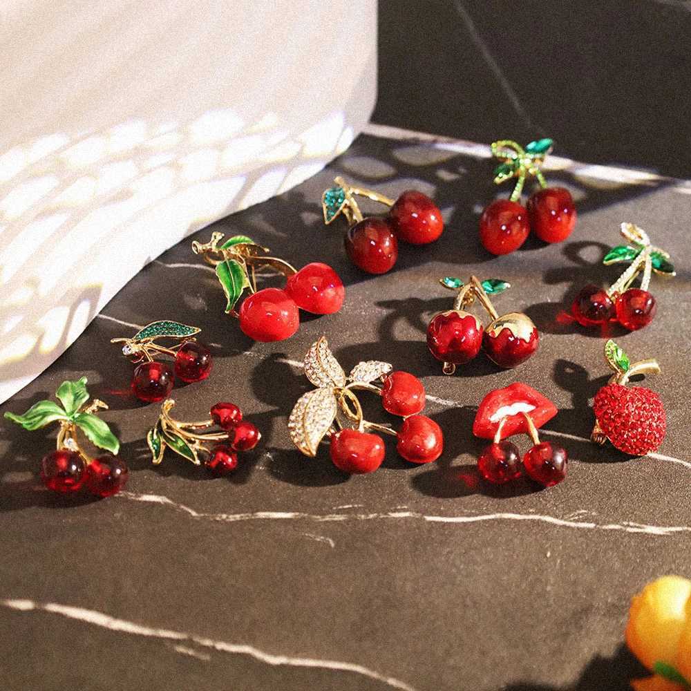 Sweet Elegant Cherry Brooch Rhinestone Enamel Fruit Pin Suit Coat Backpack Decoration Jewelry Accessories Party Gifts Y251029