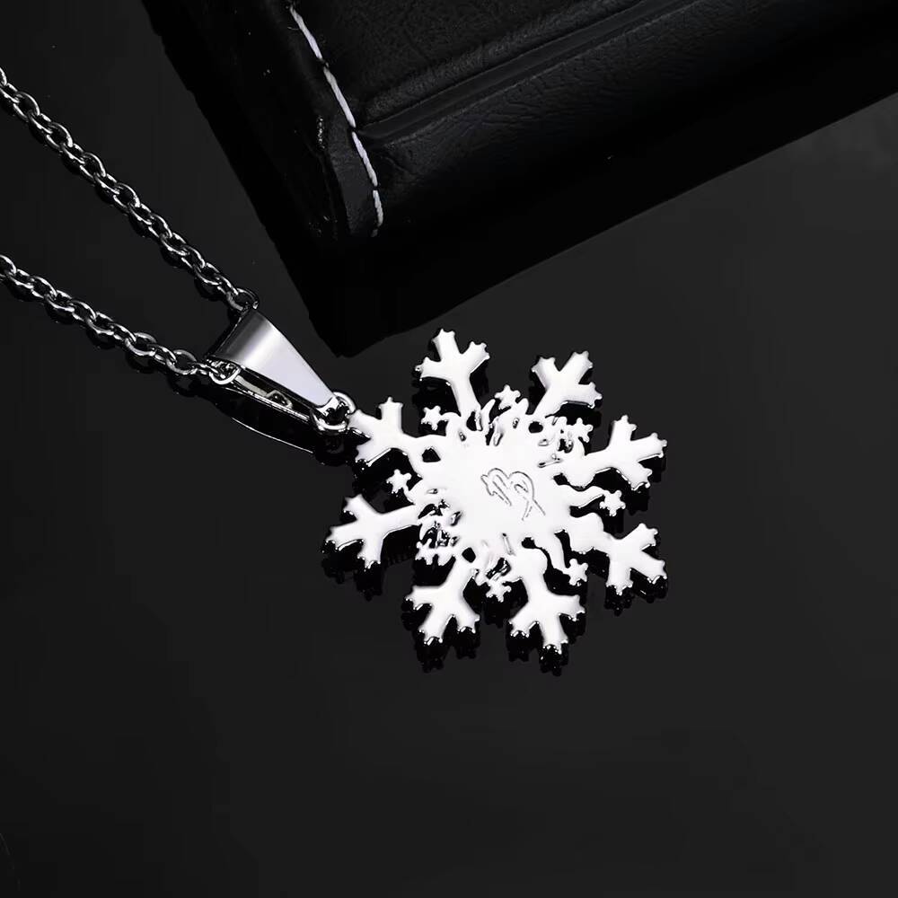 NUOYA Customized Snowflake Hollow Design Dazzling moissanite Pendant Christmas Day Silver Plated Pendant Necklaces for Women Gifts Designer's sty