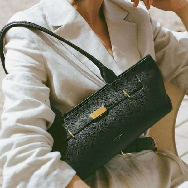 designer bag Luxury bag New Handbag 2025 Versatile Horizontal Genuine Leather Shoulder Baguette Underarm Bag Women's Fashionable versatile single