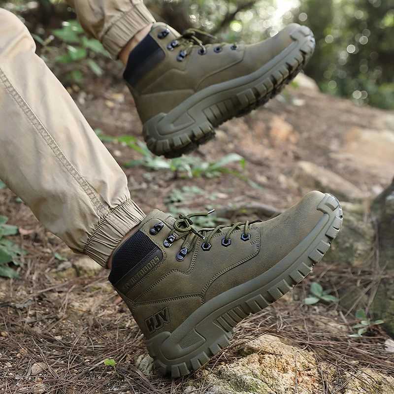 HighTop Leather Mens Boots Breathable Desert Combat Boots Outdoor Nonslip Hiking Boots Men Motorcycle Boots Work Ankle Boots Z251029