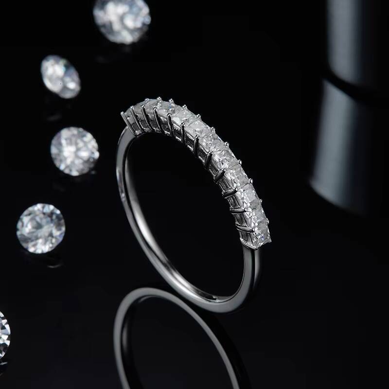 GRA Certificated 925 Sterling Silver Princess Cut 2mm D Color Vvs Moissanite Fashion Half Eternity Band Ring for Women