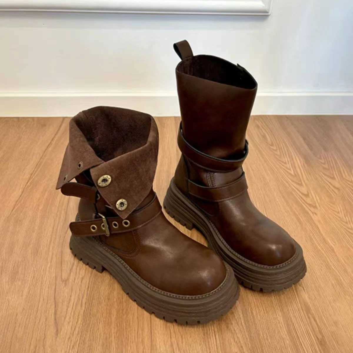 2025 New Women Boots Heightened Thicksoled Boots Fashionable Women Shoes Fashionable Sexy Punk Optical Shoes Winter Boots 6961 Z251029