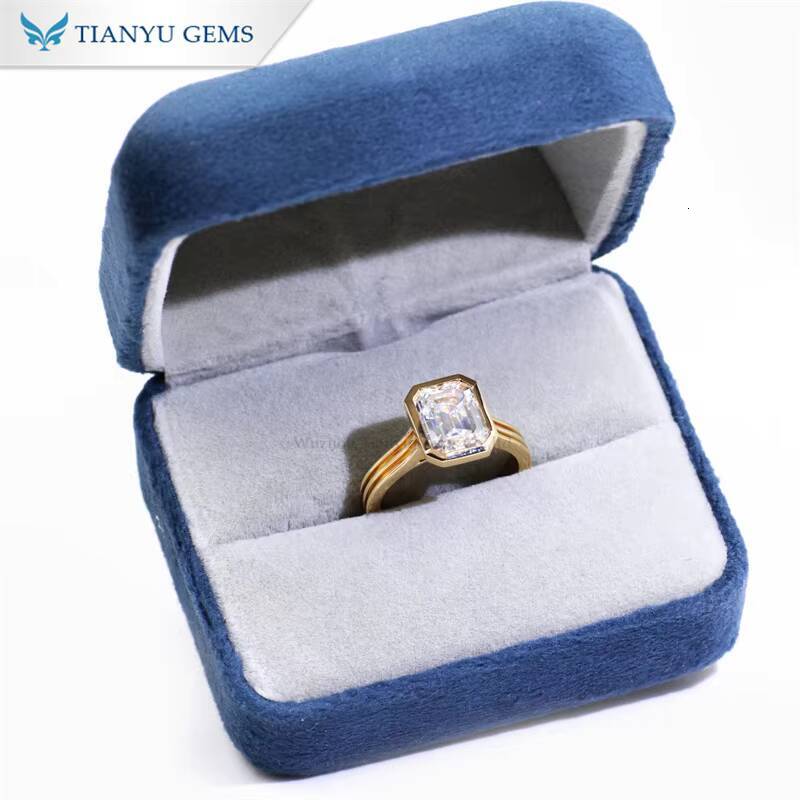 Tianyu Custom 14K 18K Solid Gold Jewelry 7x9mm Emerald Cut Moissanite Ring Engagement Factory Price Diamond Engagement Ring