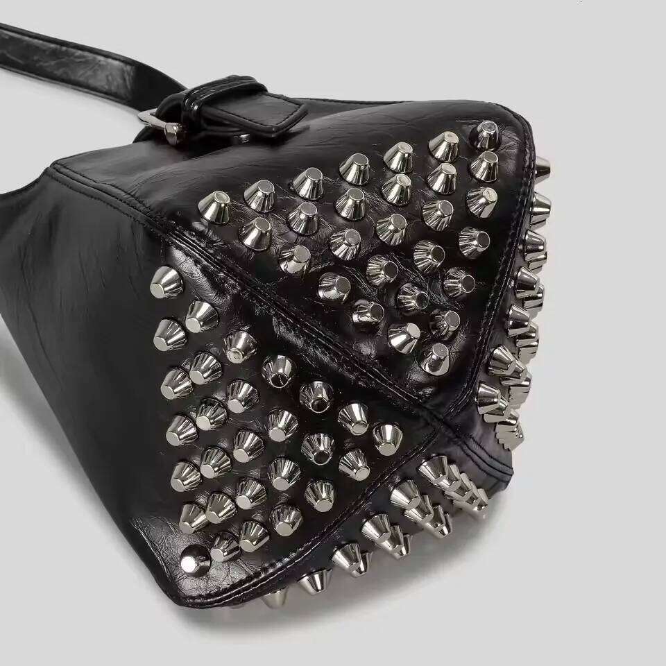 Bucket Bag For Women Designer Handbag Purse 2025 New In PU Mosaic Belt Buckle Rivet Decoration Underarm Shoulder