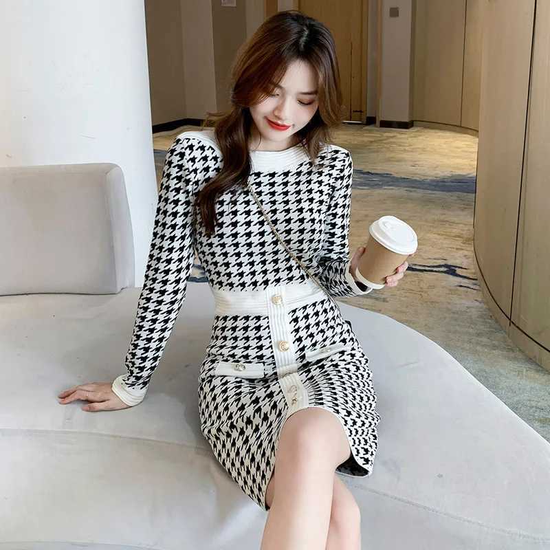 Women Houndstooth Knitted Dress Autumn Fashion Slash Neck Retro Knit Sweater Robe Work Strtwear Winter Chic Plaid Dress C251030