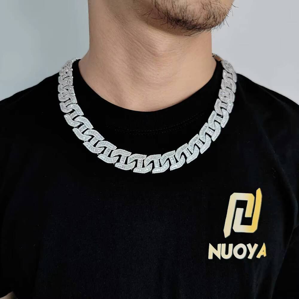 Custom Iced Out Cuban Link Chain Hip Hop Necklace Bling Baguette Diamond Cuban Chains Designer's style