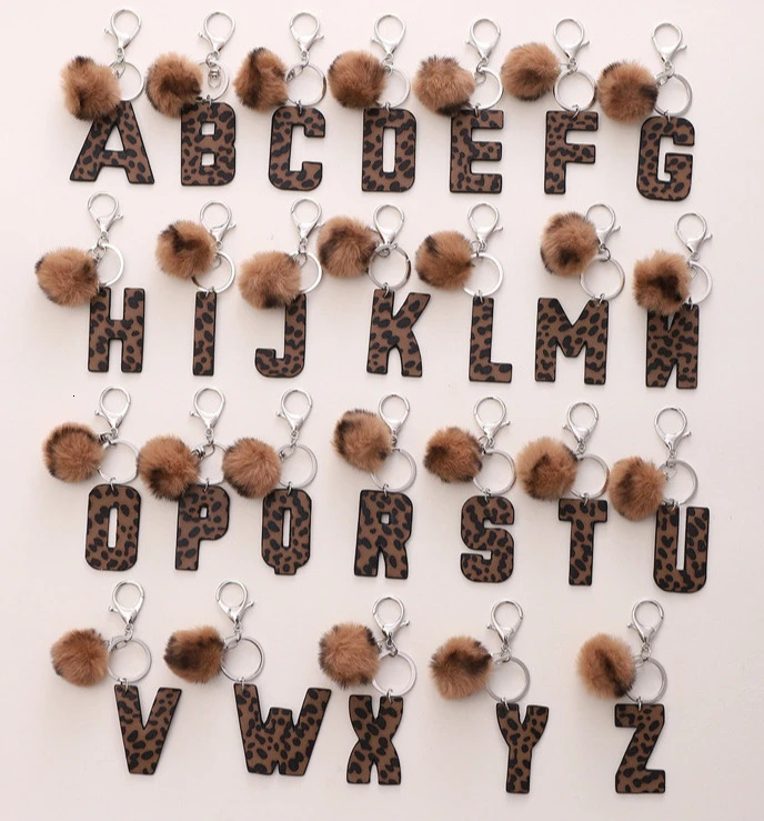Fashion Leopard English Alphabet Artificial Leather Keychain Exquisite Letter Keyring Women Handbag Charms Accessories Gifts 251110