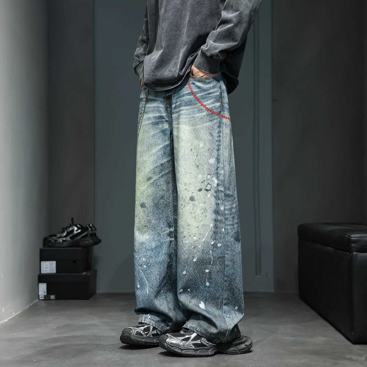 American street retro washed dirty straight leg loose high waisted jeans with distressed chain print mens straight leg jeans J251030