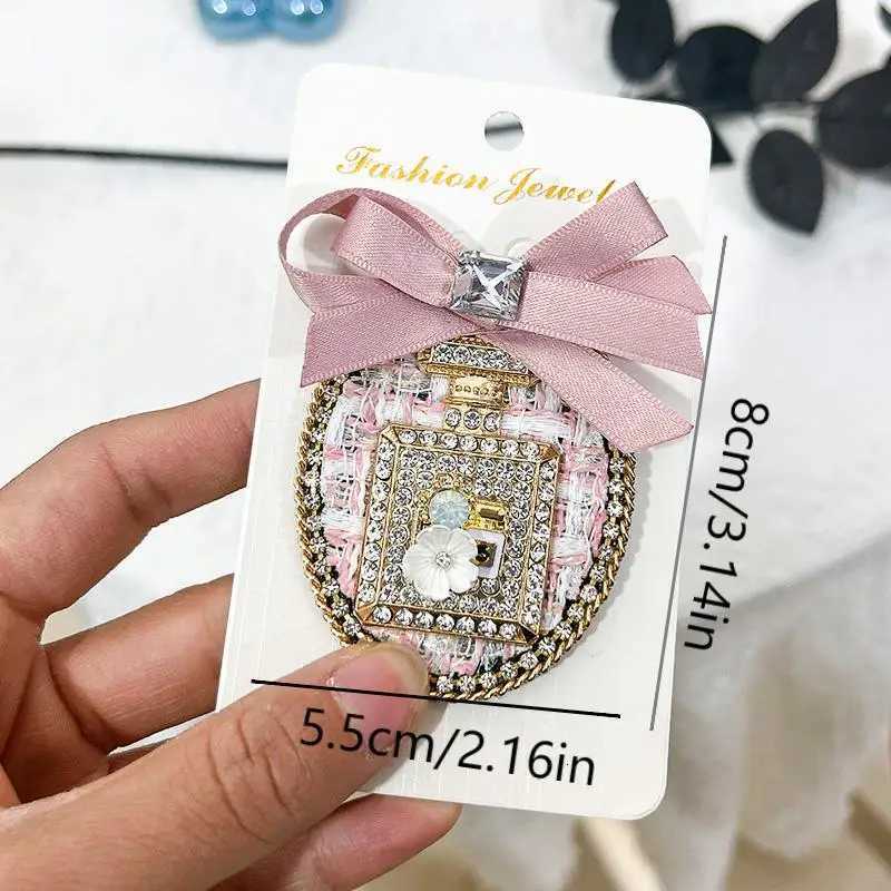 Highend Fabric Bow Brooches for Women Rhinestone Crystal Badge Korean Fashion Coat Sweater Lapel Pins Jewelry Accessories Y251029