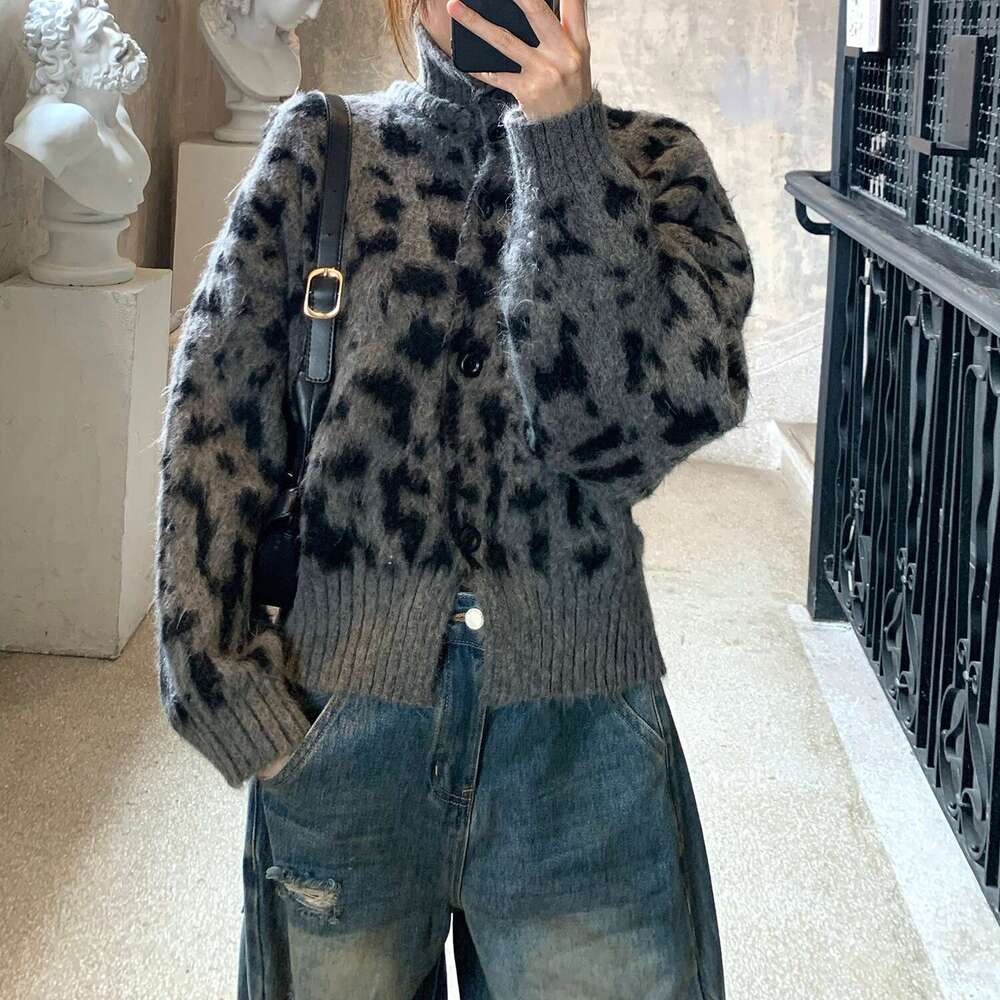 Women's Leopard Print Jacket - Collar Button-Front Blazer Coat, All-Season Casual To Dressy Outerwear, Hine Washable