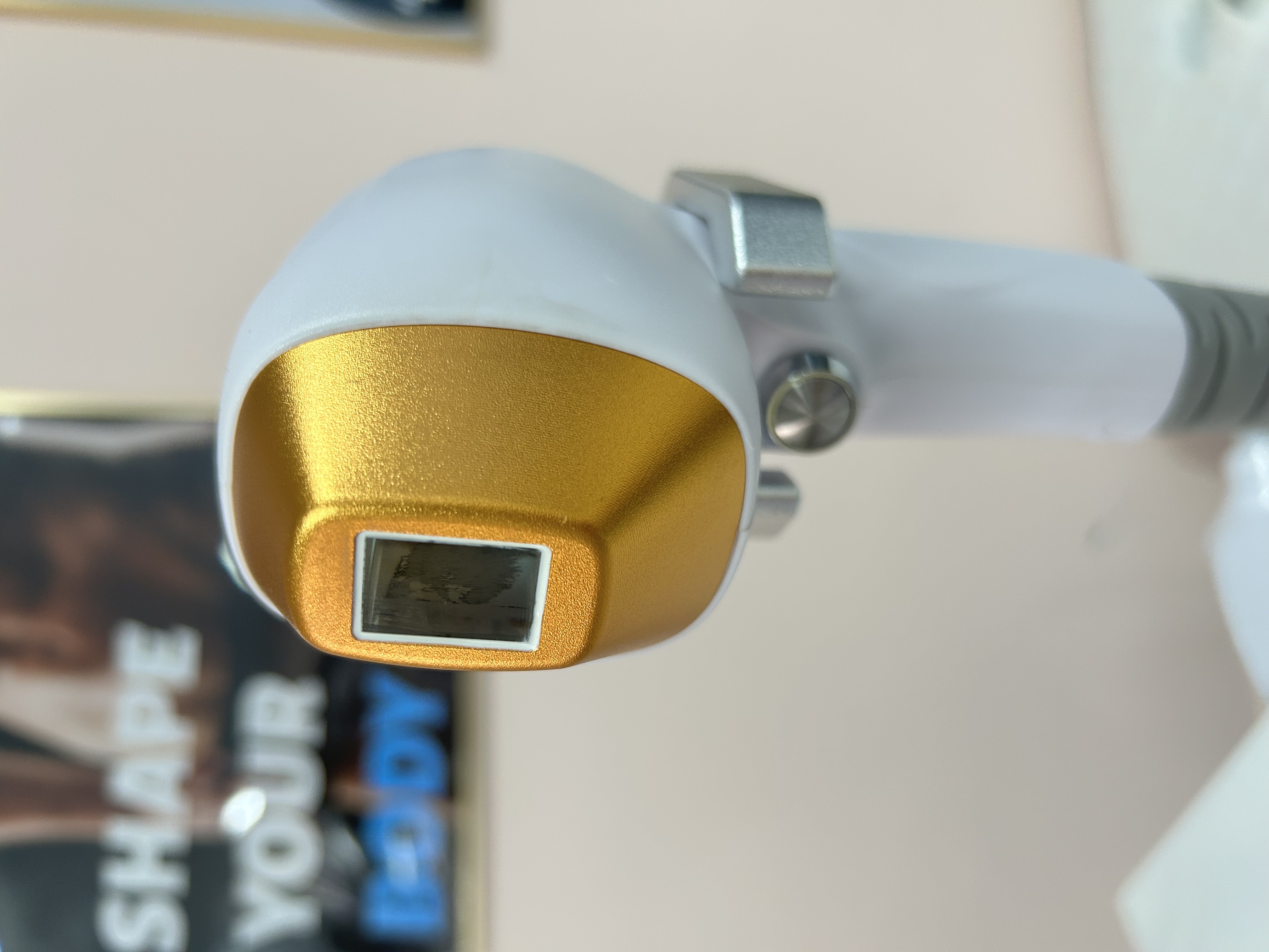 Portable Diode Laser Hair Removal Device Ice Cooling Technology Painless Permanent Hair Reduction Machine Suitable For Men and Women