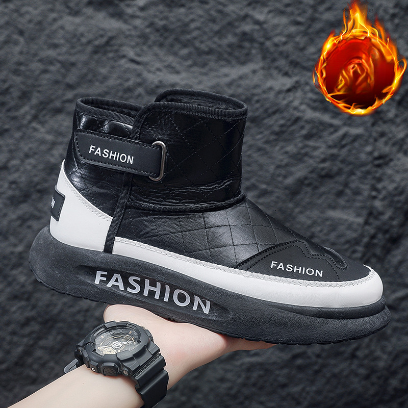 Extra Large European and American Winter New Thickened Wool Warm Snow Boots Men's Shoes Leather Thick Bottom Fashion Cotton Shoes Designer Shoes