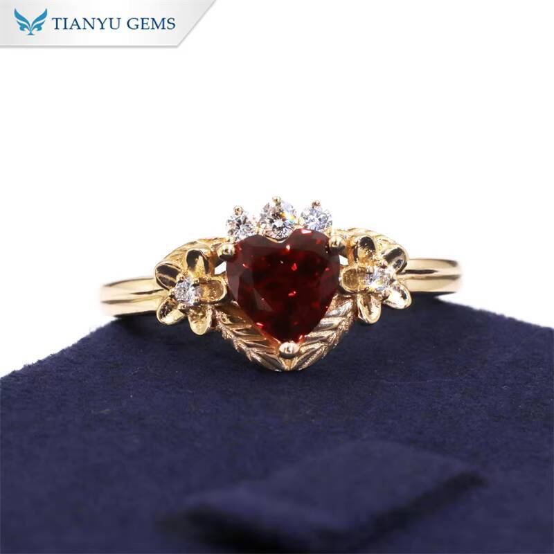 Tianyu Flower Design Love Heart Lab Ruby Side Lab Diamonds Sterling Silver 925 10K 14K 18K Gold Wedding Engagement Rings