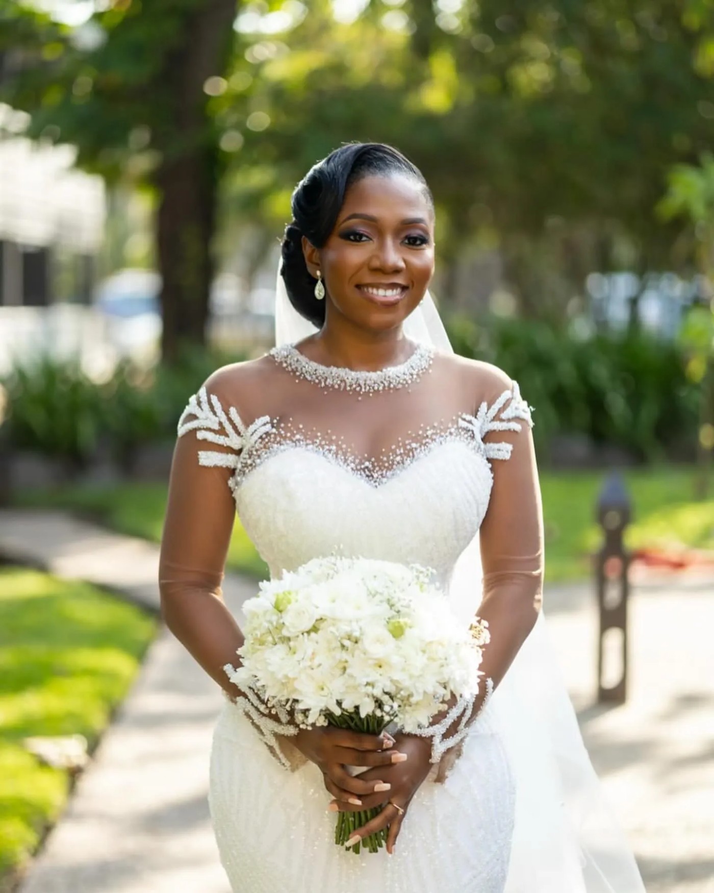 Ivory Mermaid Wedding Dresses Full Sleeves Sequined Lace Elegant Bridal Gowns Dress